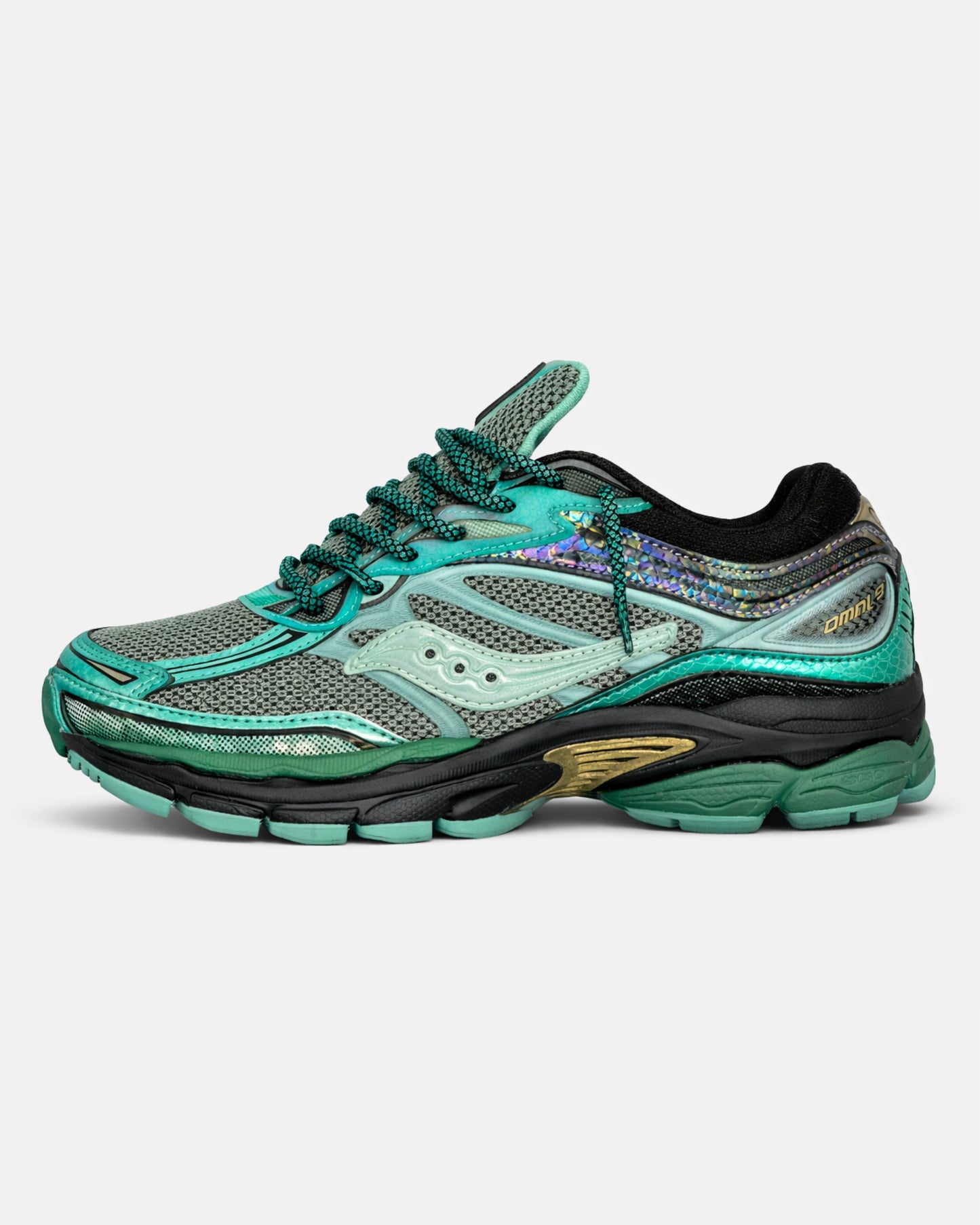 Saucony ProGrid OMNI 9 Emerald Tech